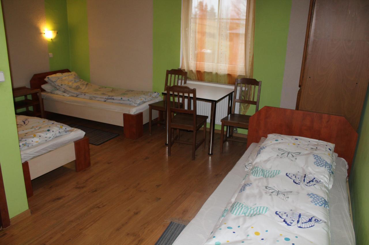 Zagroda Agroturystyczna Wiecha Mieroszow Dış mekan fotoğraf